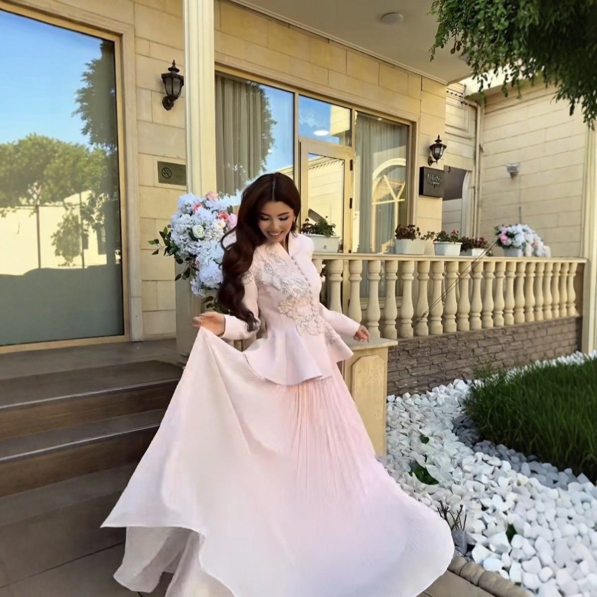 Turkish Abayas: Cut, Fabric & Fit Explained