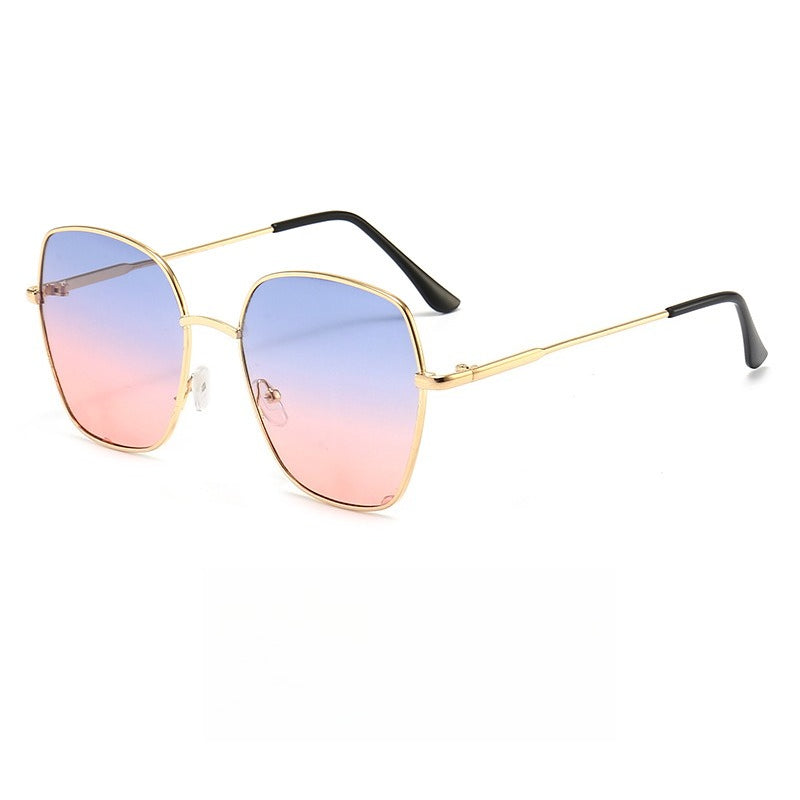 Oversized Gradient Sunglasses for Women – Face-Slimming Fashion Statement (MAC263)