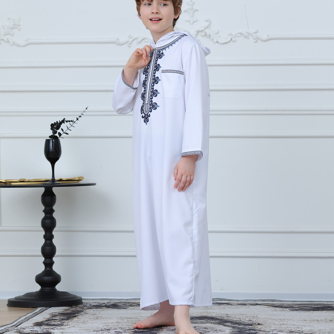 Boys Embroidered Hooded Thobe with Pockets (MKB014)