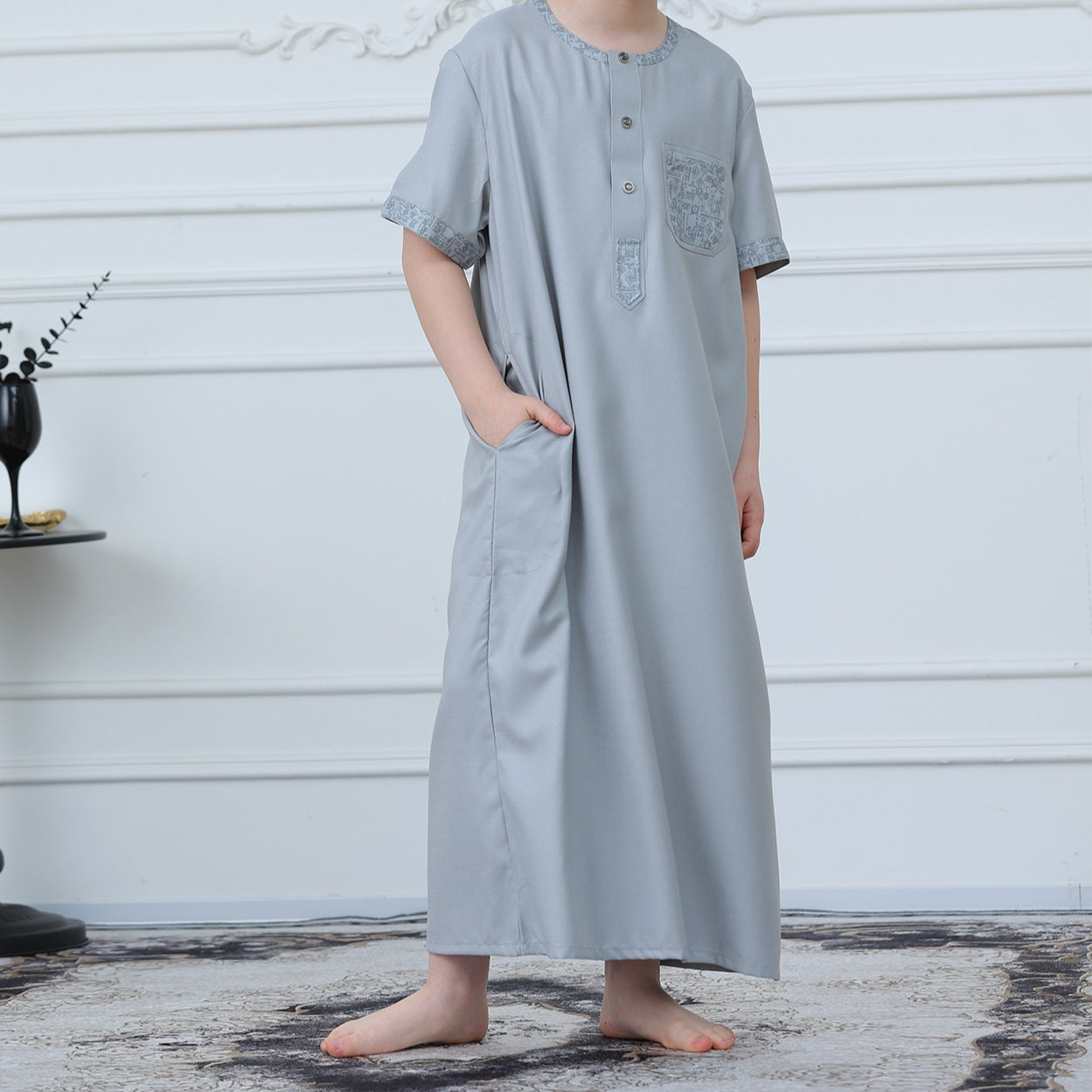 Boys Light Grey Short Sleeve Embroidered Thobe(MKB020)
