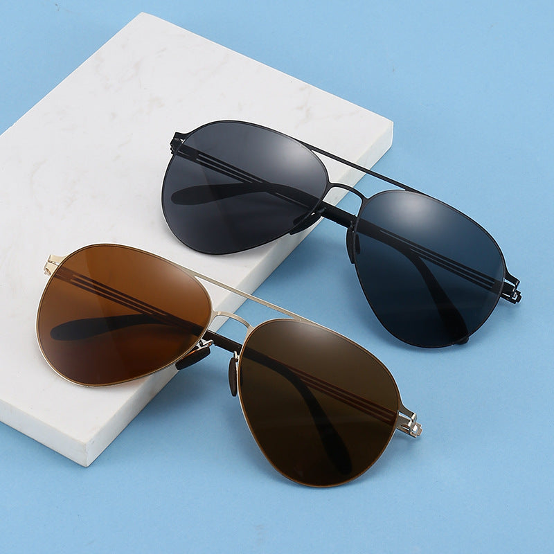 Elegant Retro Sunglasses for Women Classic with Gradient Lenses (MAC264)