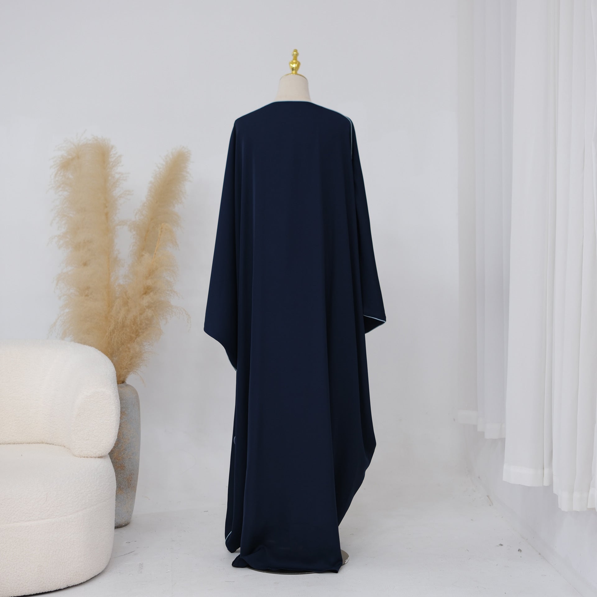 Contrast Piped Batwing Open Abaya(MOA325)