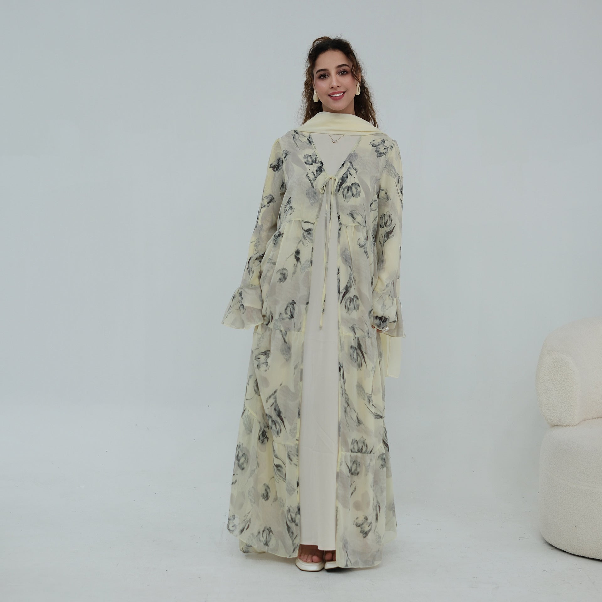 Chiffon Crinkle Flared Sleeve Tiered Open Abaya Set(MOA341)