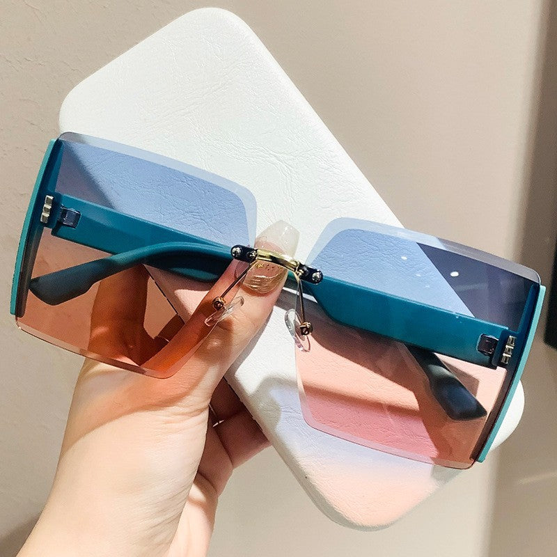 Luxury Square Sunglasses Face-Flattering Women’s Fashion Shades (MAC267)