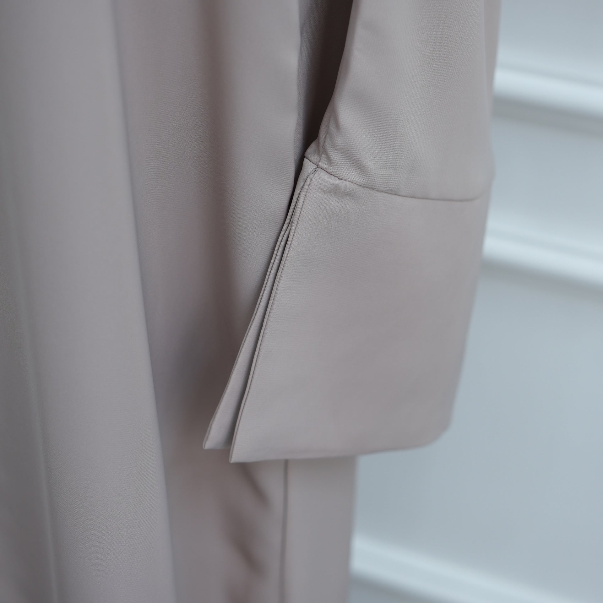 Nida Three-Piece Open Abaya Set(MOA340)