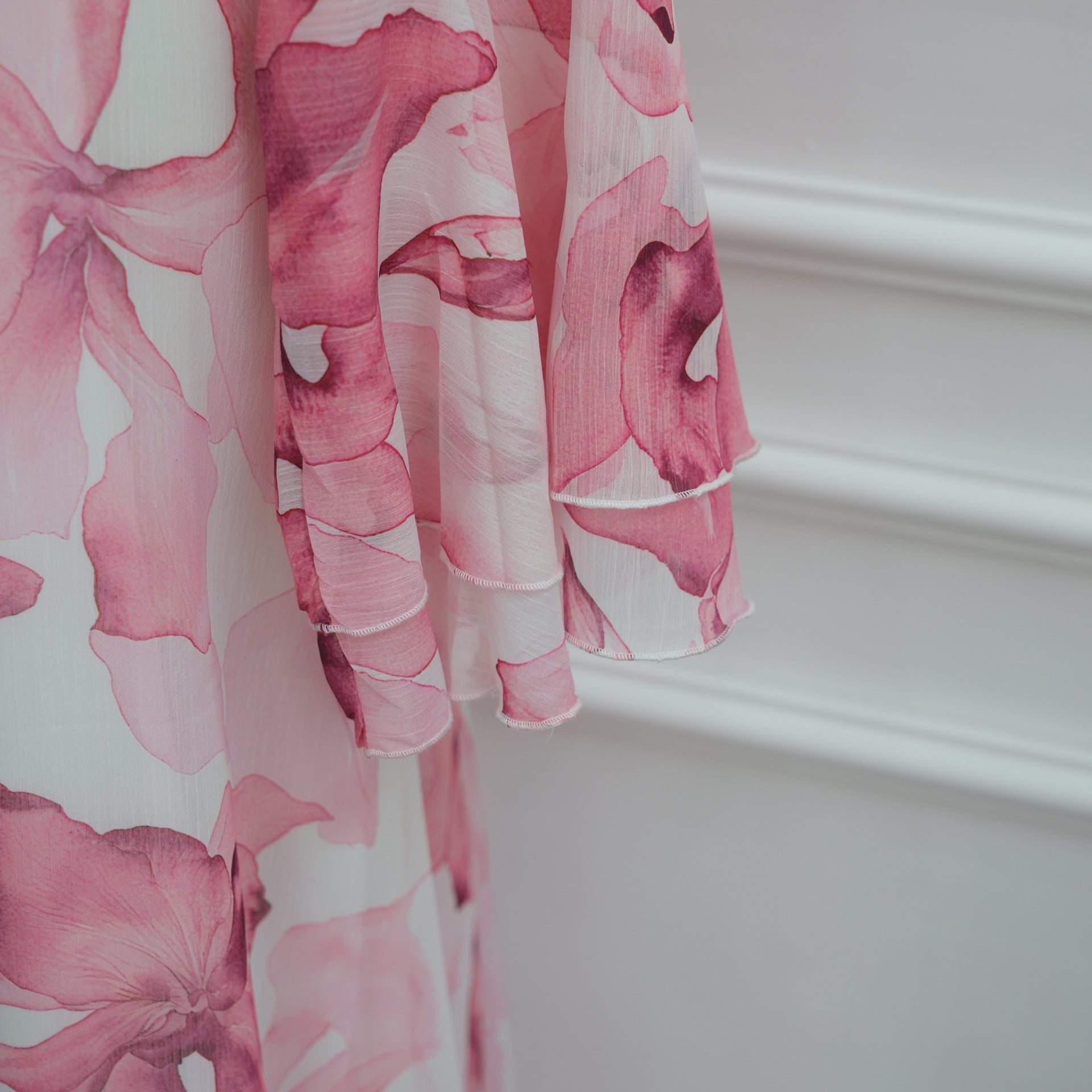 Watercolour Print Double-Layer Flared-Sleeve Maxi Dress(MA479)