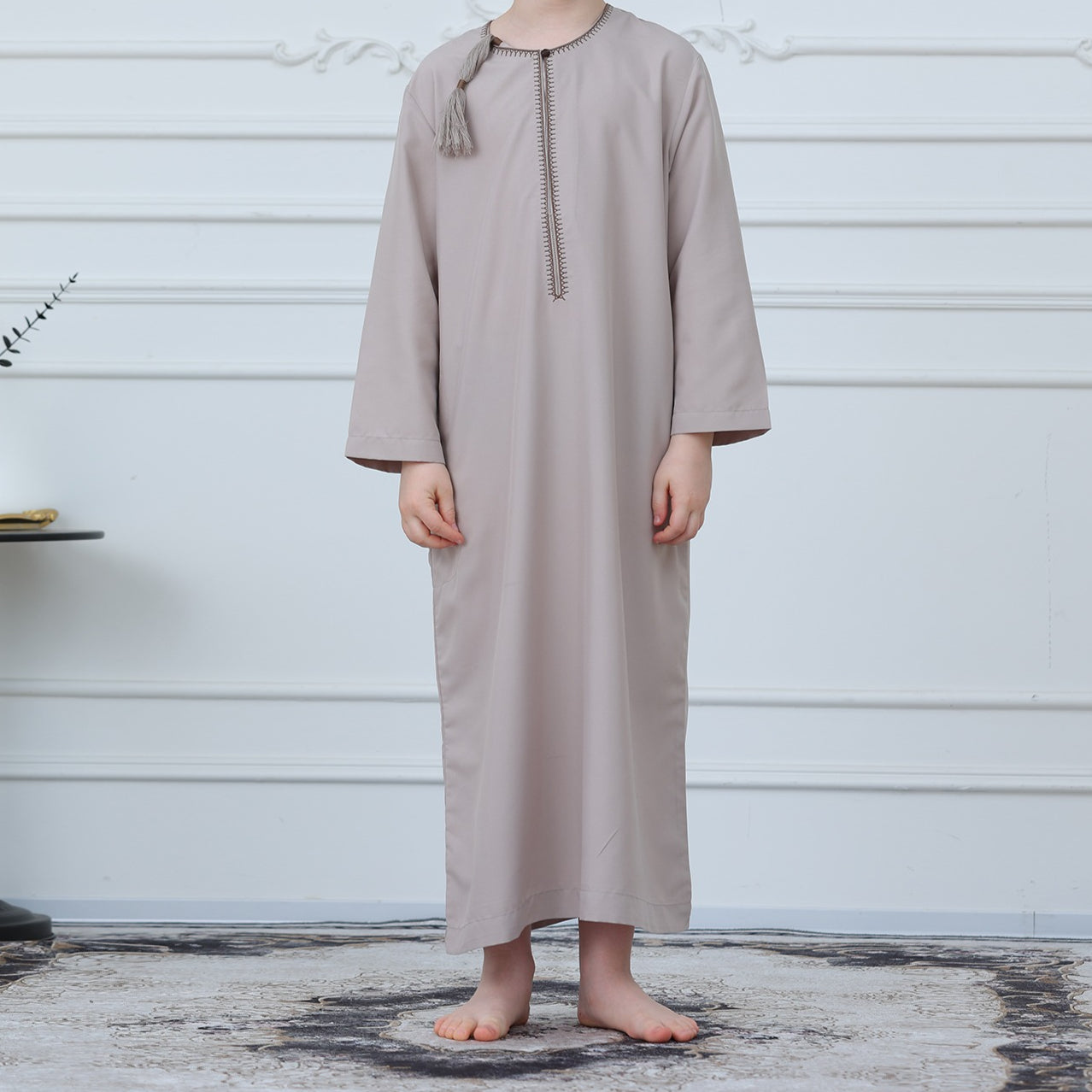 Boys Embroidered Thobe with Tassel Detail(MKB016)