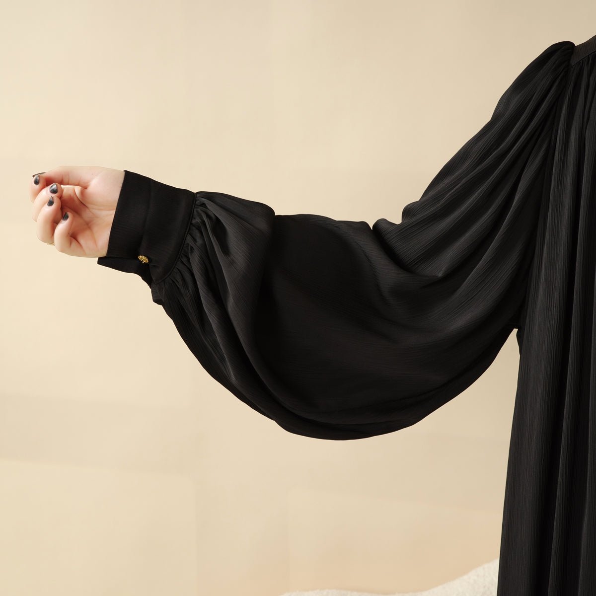 Archive Piece Crinkle Crepe Abaya 3-Piece Set - MP025 (Size M Only) - Mariam's Collection