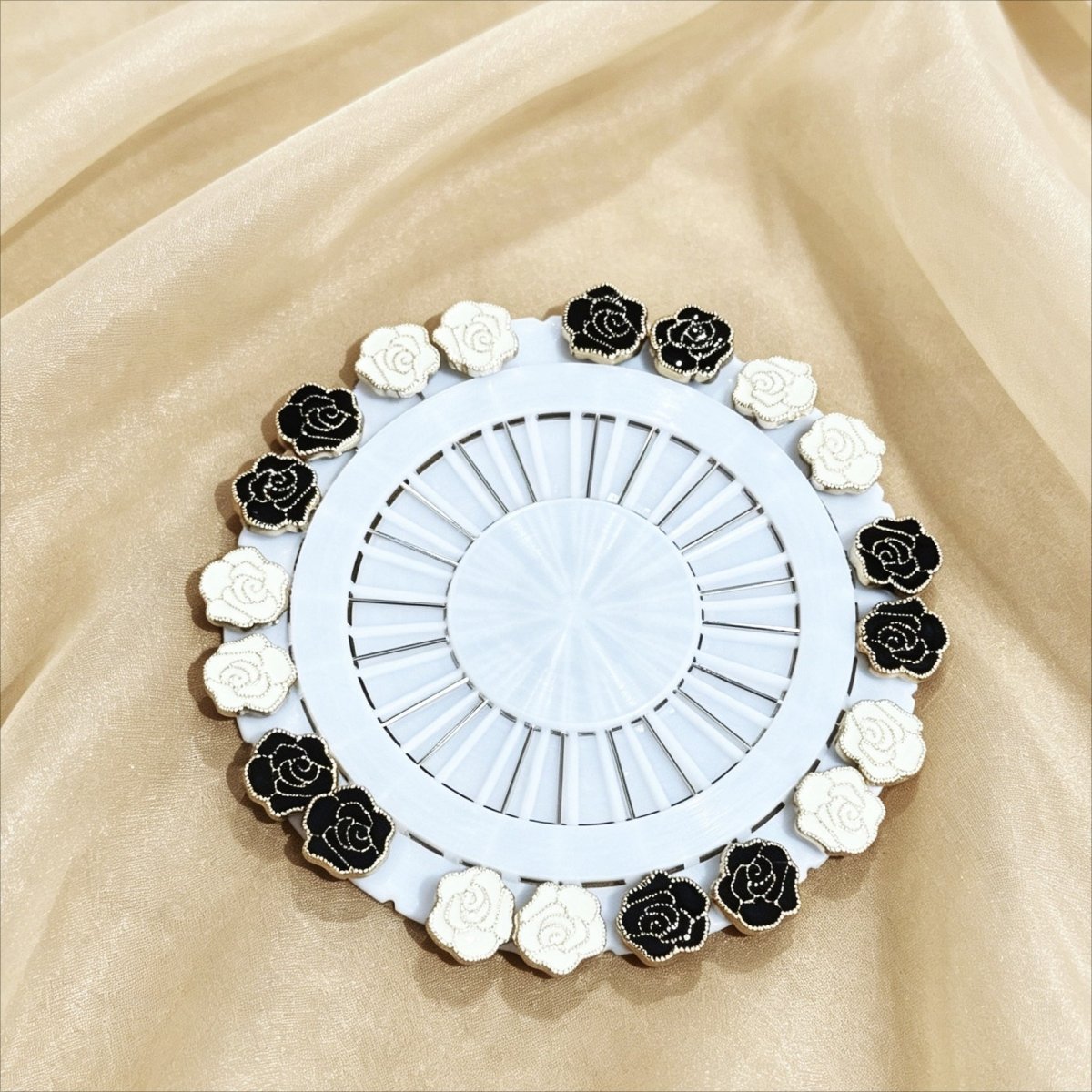 Black & White Enamel Hijab Pins Set(MAC434) - Mariam's Collection