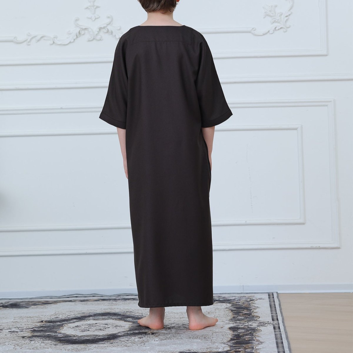 Boys Embroidered Thobe with Pockets – Kids Eid Thobe
