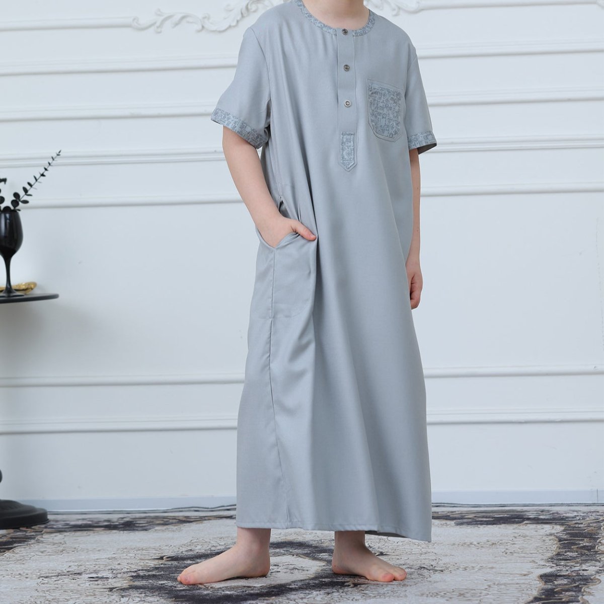 Boys Light Grey Short Sleeve Embroidered Thobe(MKB020) - Mariam's Collection