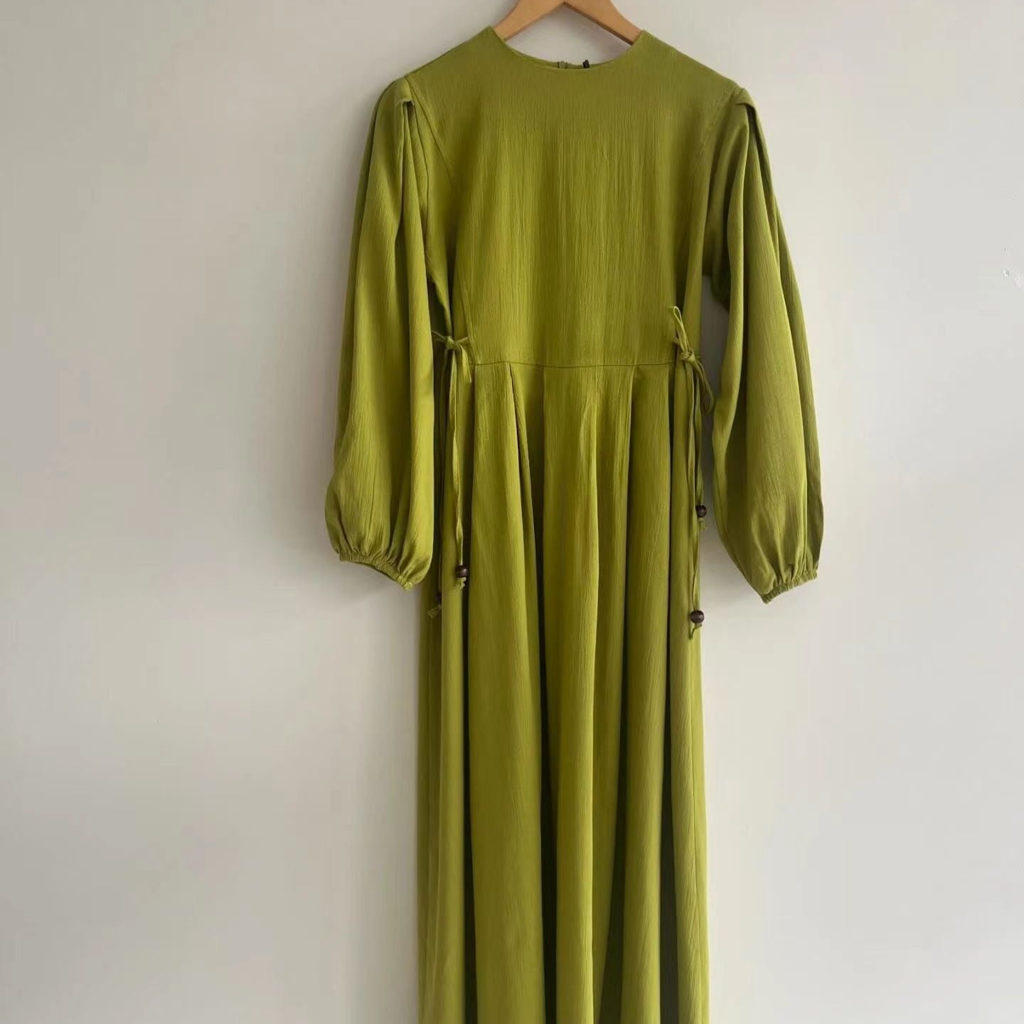 Tie-Waist Bubble Sleeve Abaya | Pleated Maxi Dress with Back Zip(MA364)