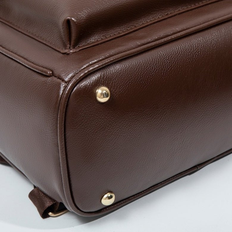 Top handle and zip detail on the casual everyday backpack