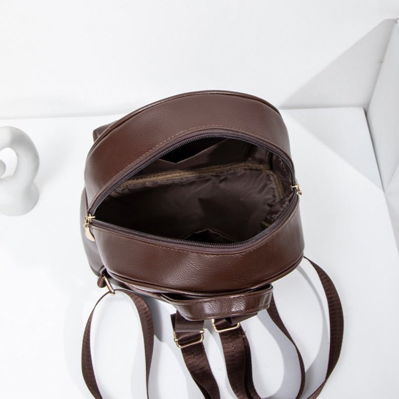 Close-up of exterior front zip pocket for quick-access storage
