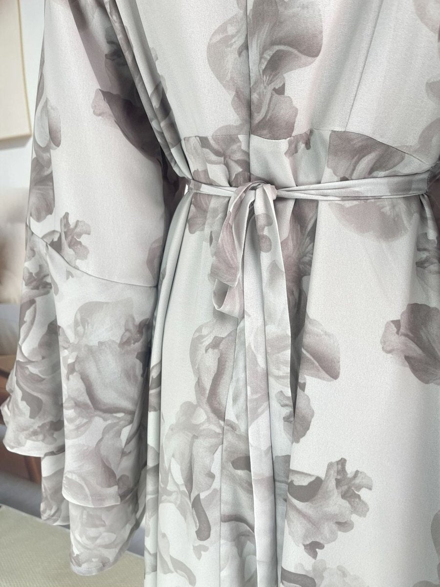 Chiffon Blossom Printed Flared Sleeve Abaya (MA149) - Mariam's Collection