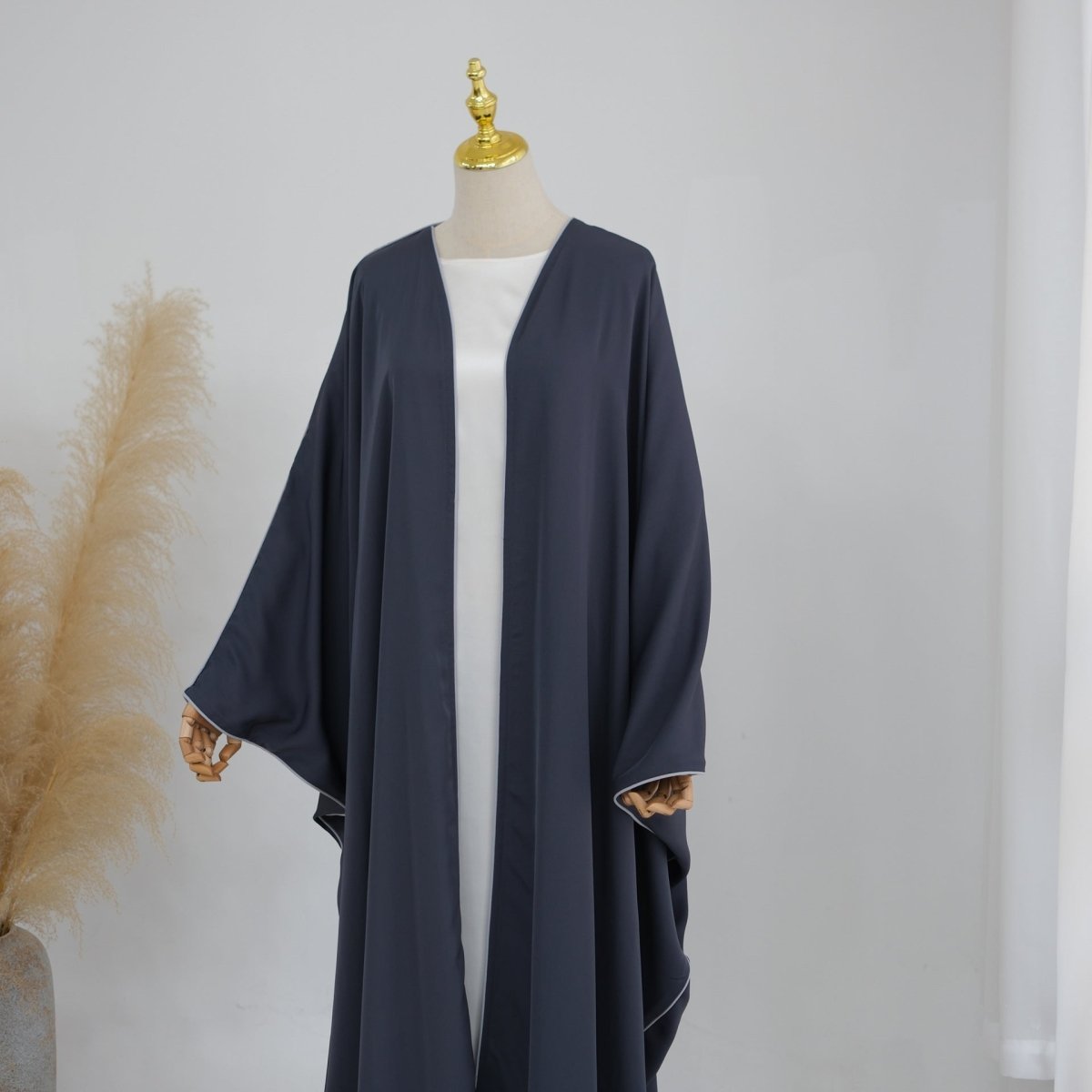 Full-length view of nida batwing abaya in alternative colour option