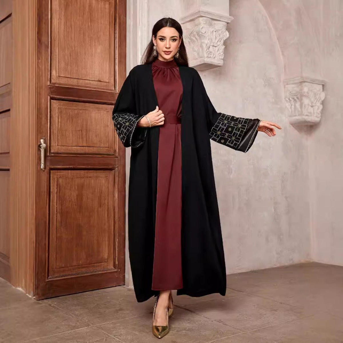 Elegant Brown & Black Bat Sleeve Robe Abaya | Gold Thread Embroidered Maxi Dress with Detachable Belt(MOA215) - Mariam's Collection