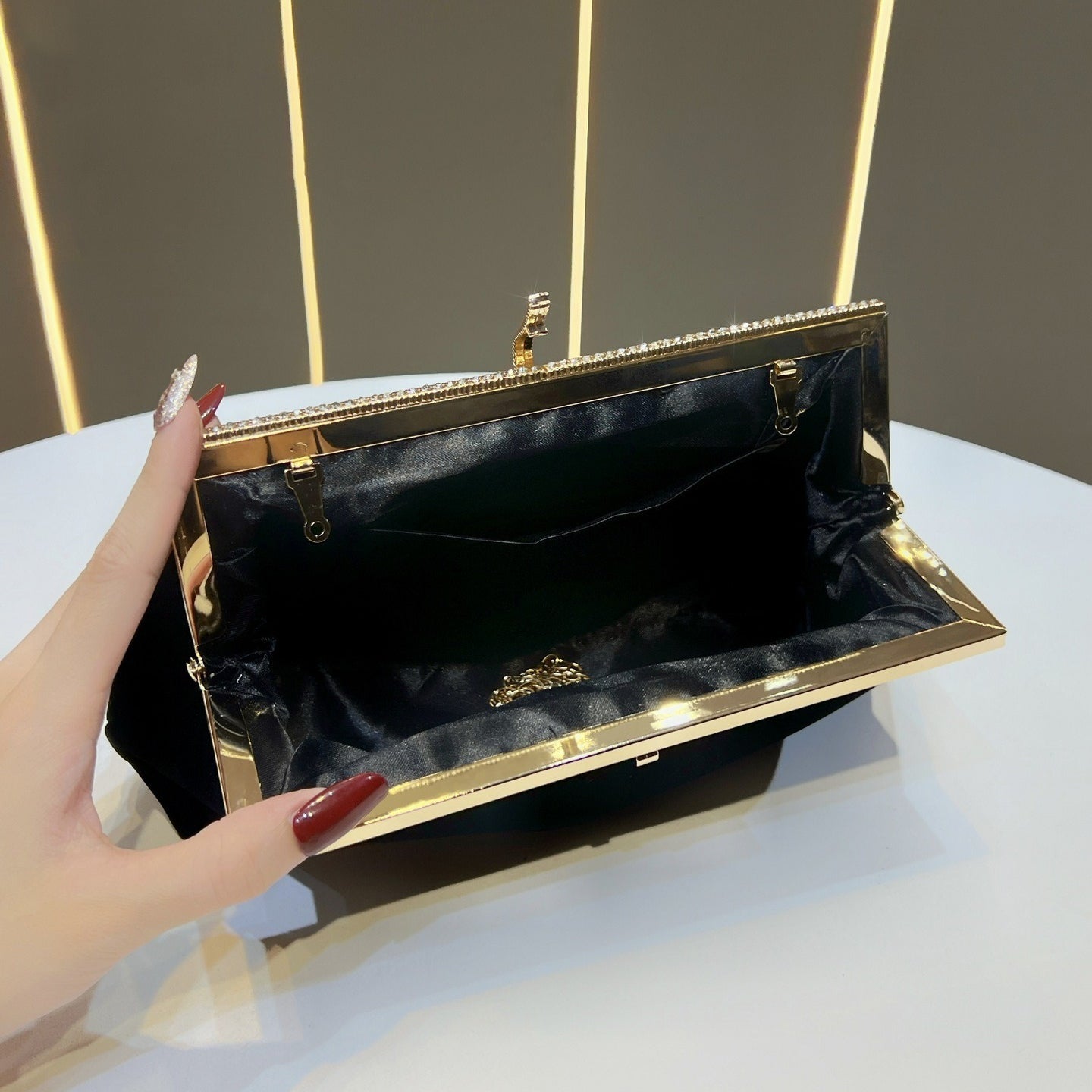 Elegant Evening Clutch & Crossbody Bag（MAC448） - Mariam's Collection