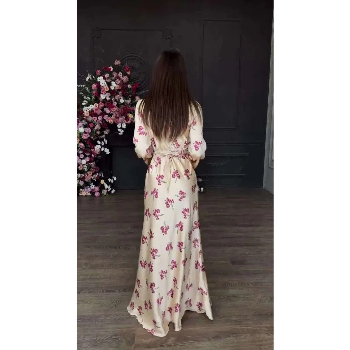 Elegant Floral Print V - Neck Bell Sleeve Long Dress Abaya. (MA211) - Mariam's Collection