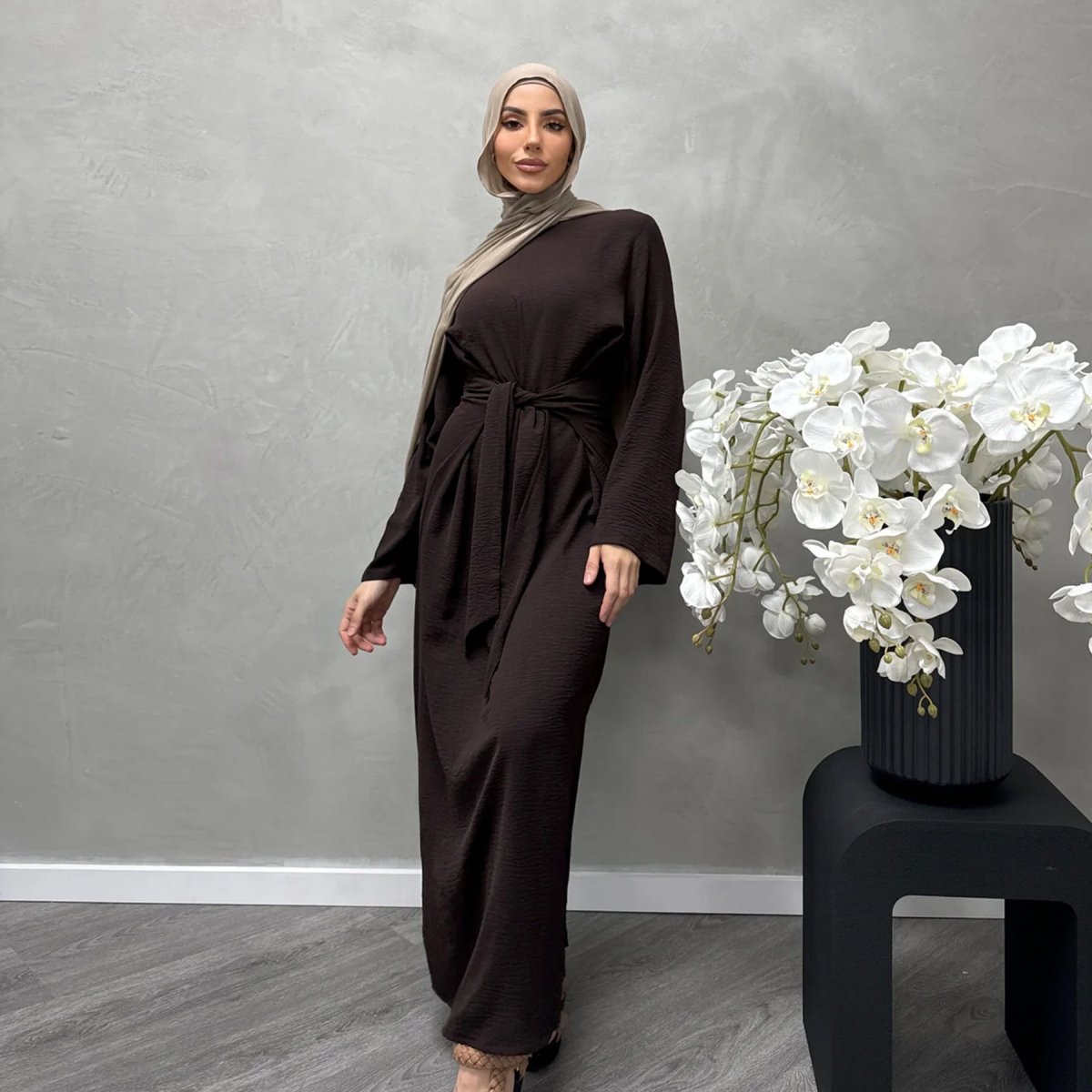 Elegant Lace - up Slim Fit Crepe Abaya (MA136) - Mariam's Collection