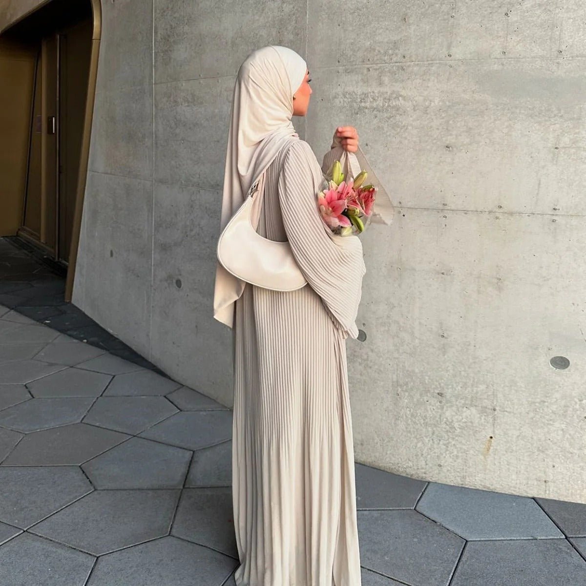 Elegant Muslim Women's Pleated Chiffon Pullover Robe Dress Modest Solid Color Abaya with Flared Sleeves. (MA176) - Mariam's Collection