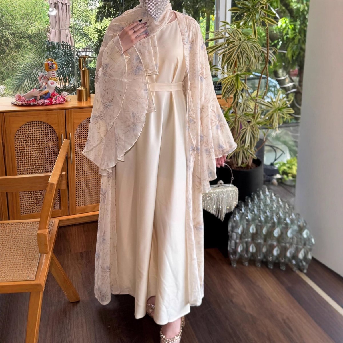 Floral Chiffon Open Abaya Set – 3-Piece Floral Abaya