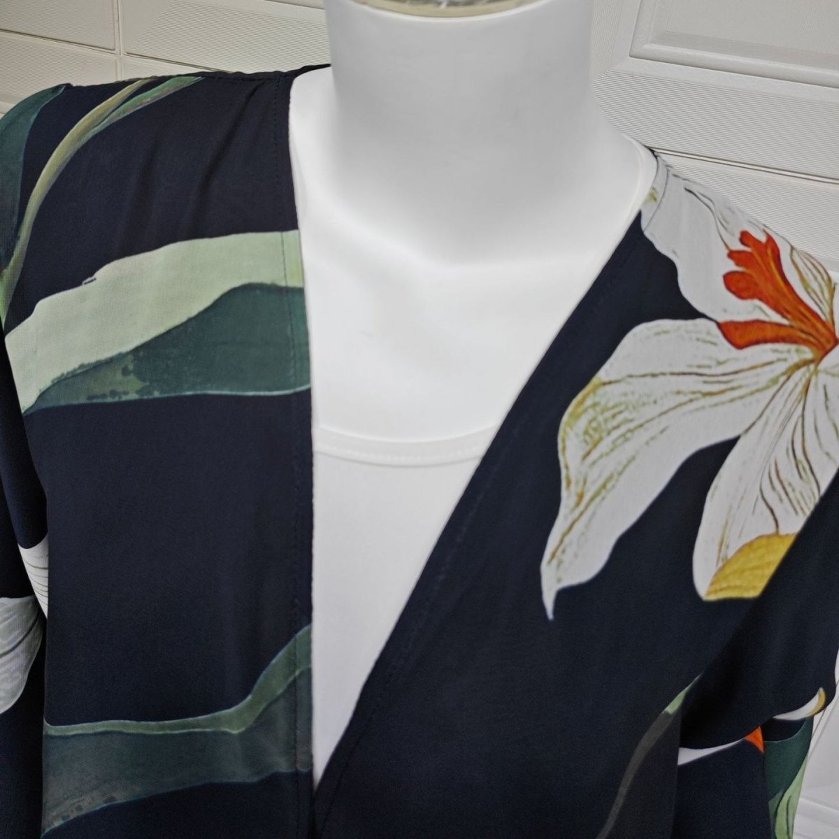 Floral Print Open Abaya with Matching Hijab(MOA287) - Mariam's Collection