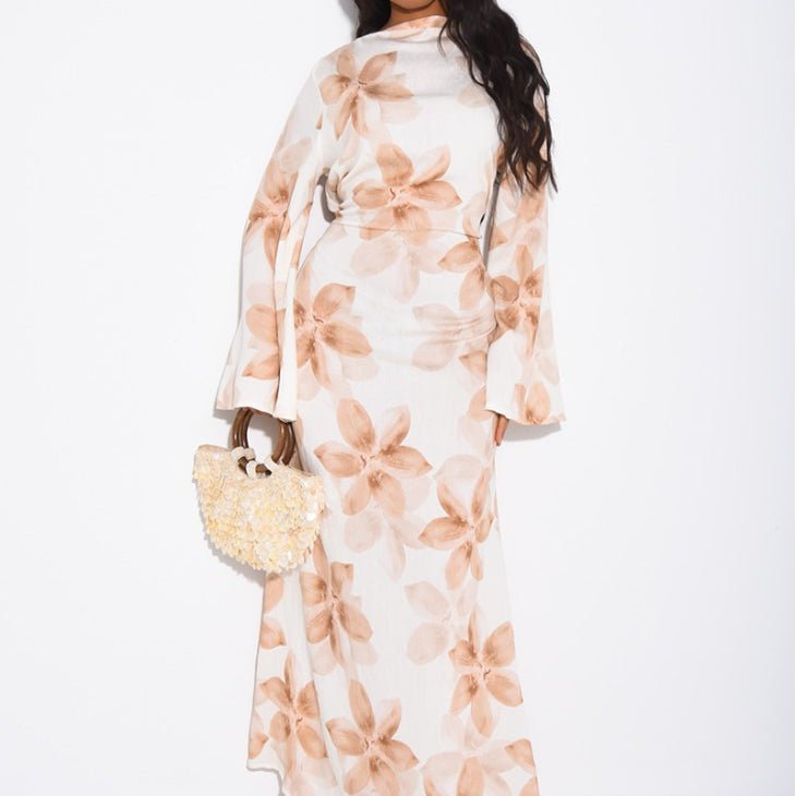 Black colourway of floral crinkle maxi abaya