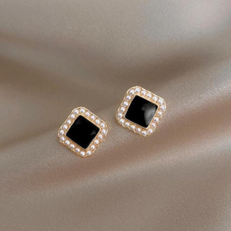 Geometric Pearl Stud Earrings – Square Frame Pearl Earrings