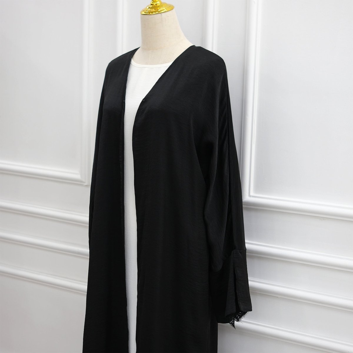 Neutral tone crinkle open abaya with lace cuffs