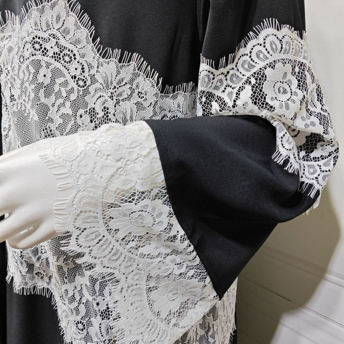 Lace Panel Open Abaya & Hijab Set(MOA319) - Mariam's Collection