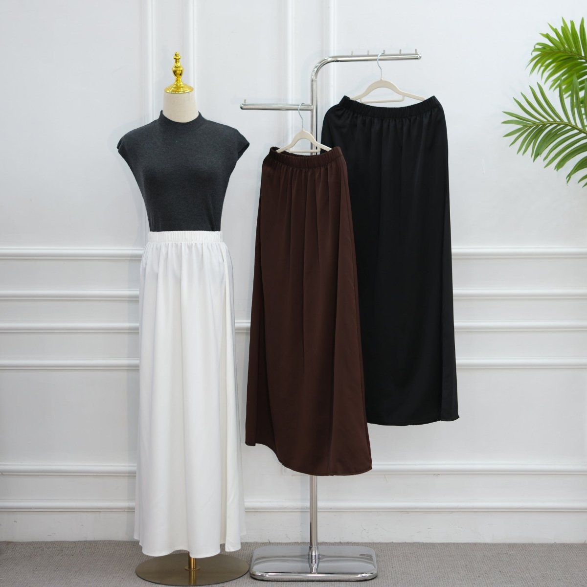 Lace Trim Contrast Panel Satin Top(MS407) - Mariam's Collection