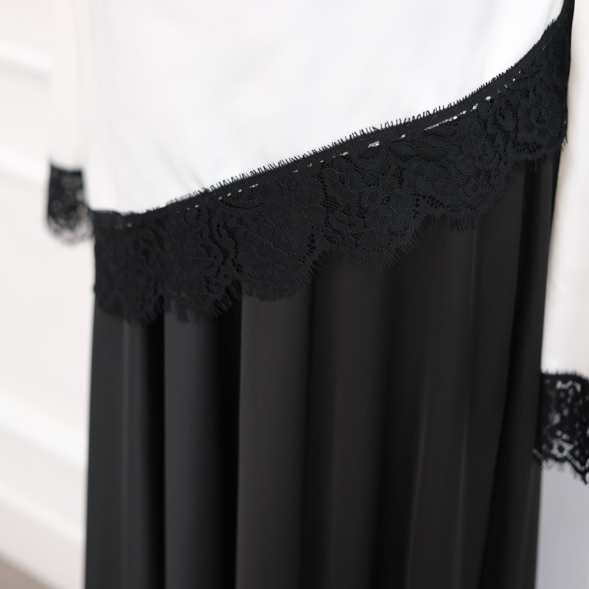 Lace Trim Contrast Panel Satin Top(MS407) - Mariam's Collection
