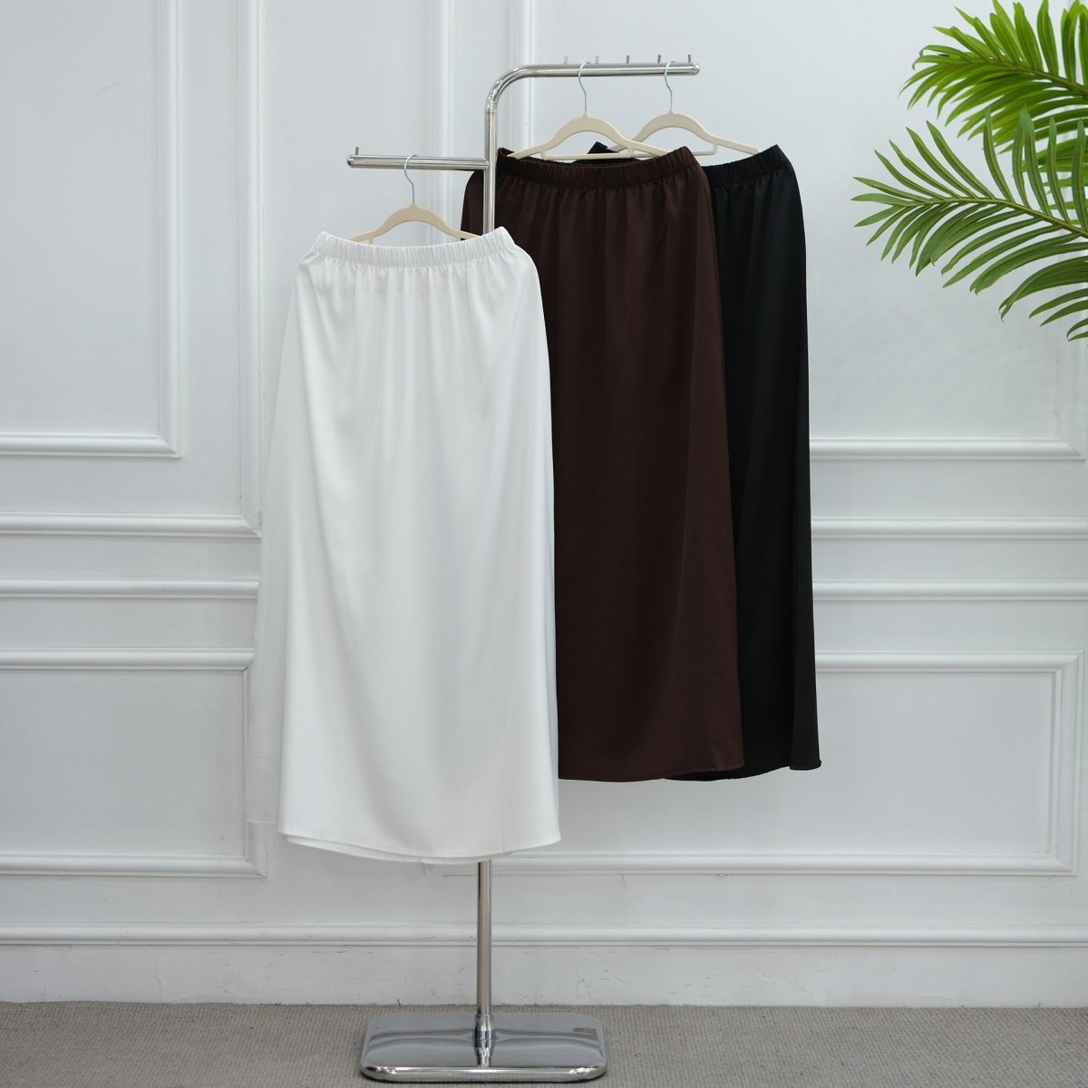 Lace Trim Contrast Panel Satin Top(MS407) - Mariam's Collection