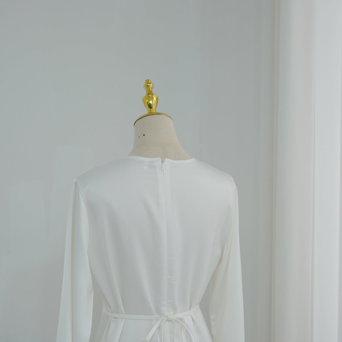 Lace Trim Contrast Panel Satin Top(MS408) - Mariam's Collection