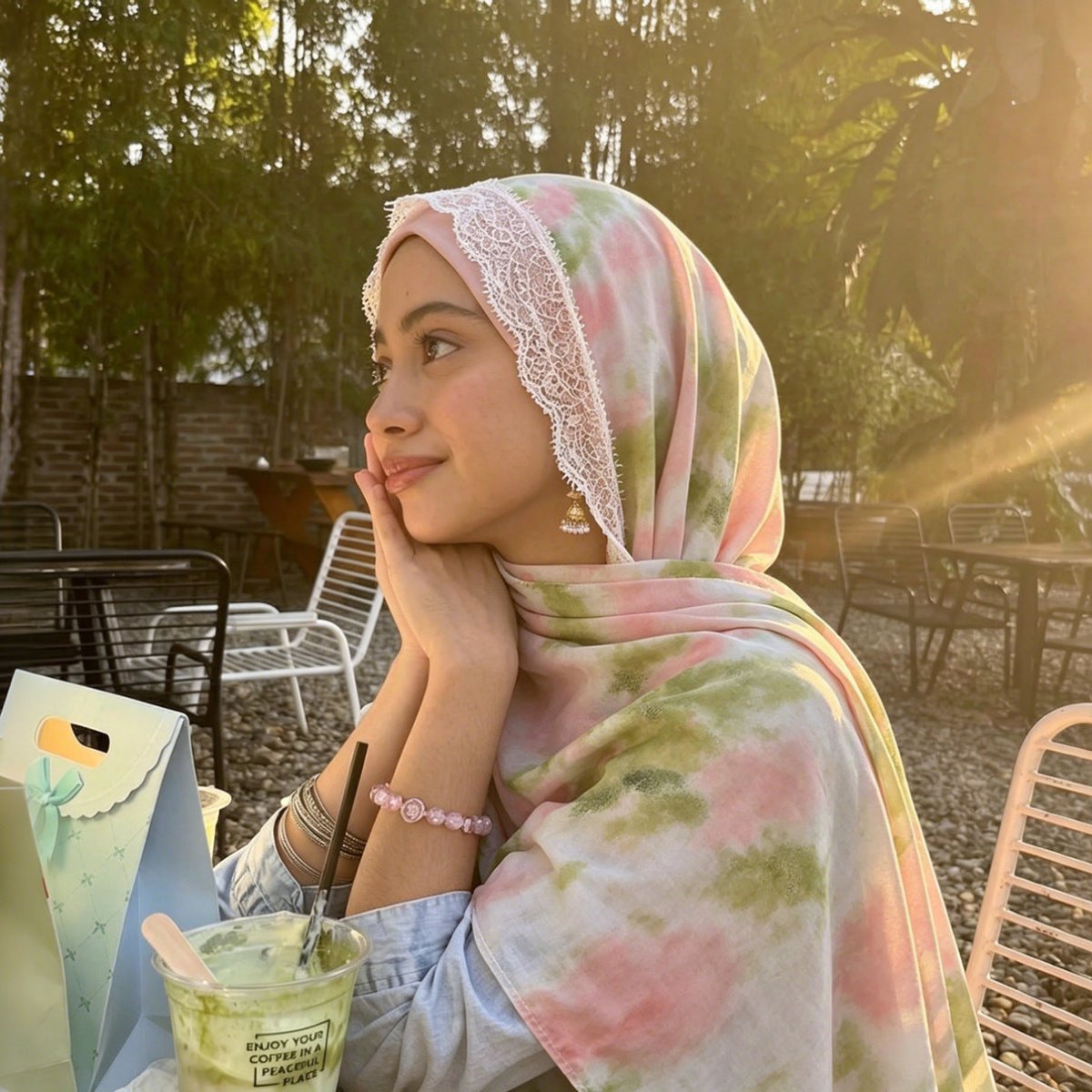 Lace Trim Print Hijab Shawl(MH224) - Mariam's Collection