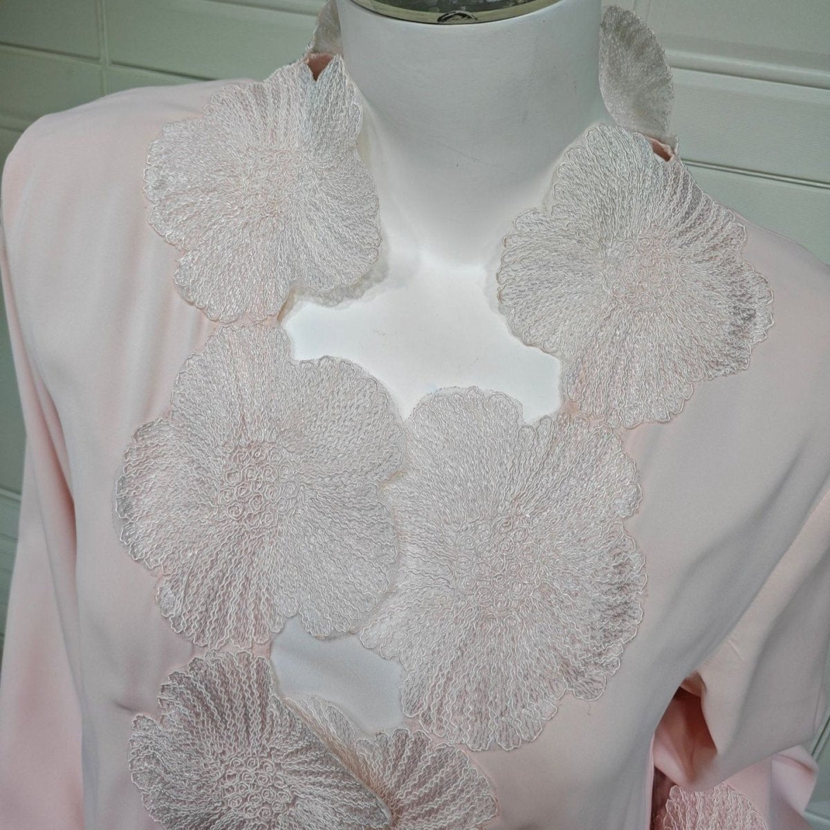 loral Appliqué Open Abaya(MOA286) - Mariam's Collection