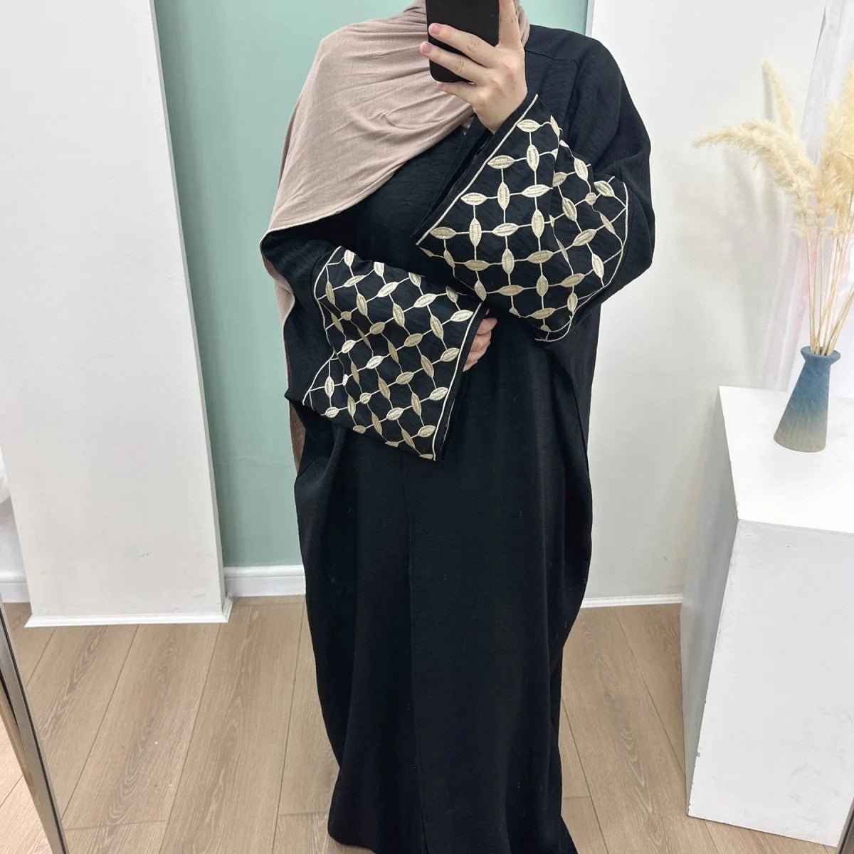 Luxury Muslim Embroidered Elegant Open Abaya Dress. (MOA160) - Mariam's Collection
