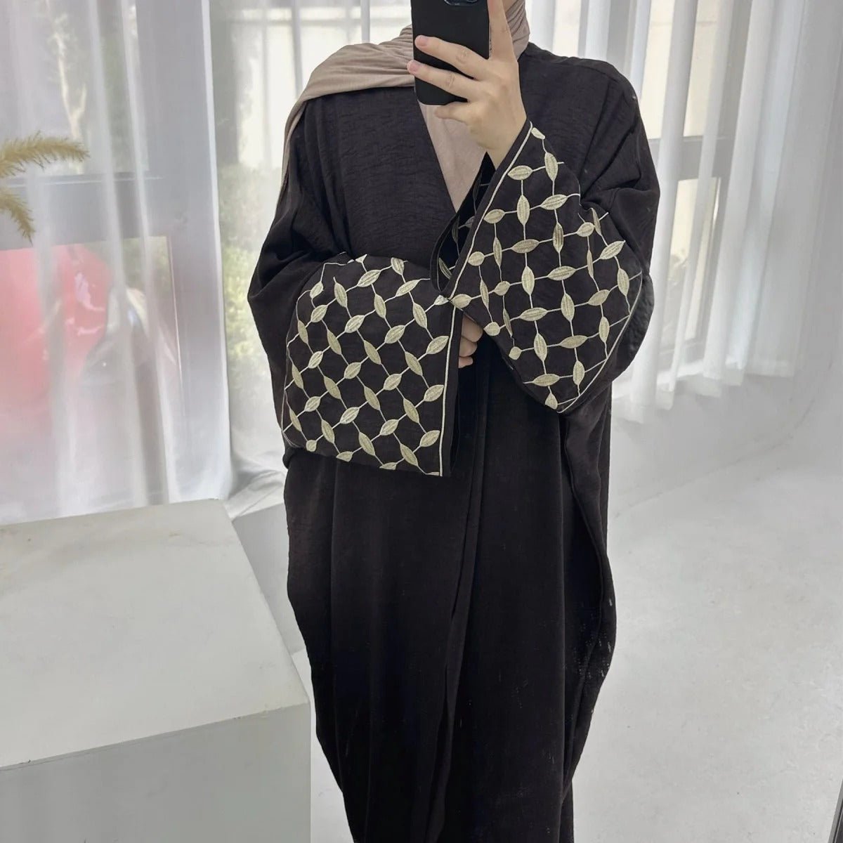 Luxury Muslim Embroidered Elegant Open Abaya Dress. (MOA160) - Mariam's Collection