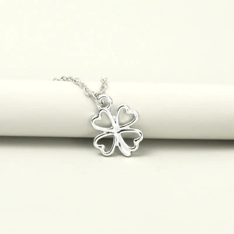 MAC041 Platinum plated Four Leaf Clover Pendant Necklace - Mariam's Collection