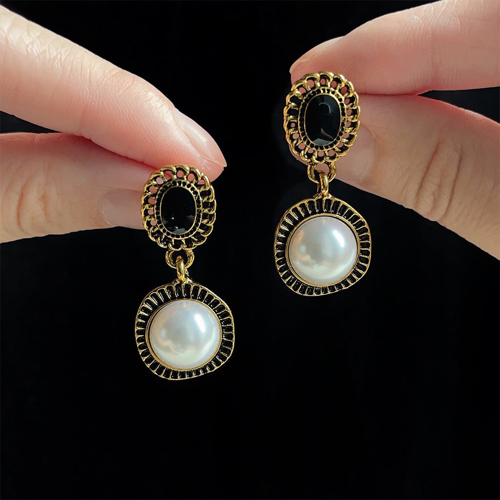 MAC199 Medieval Black Gold Distressed Pearl Earrings - Mariam's Collection