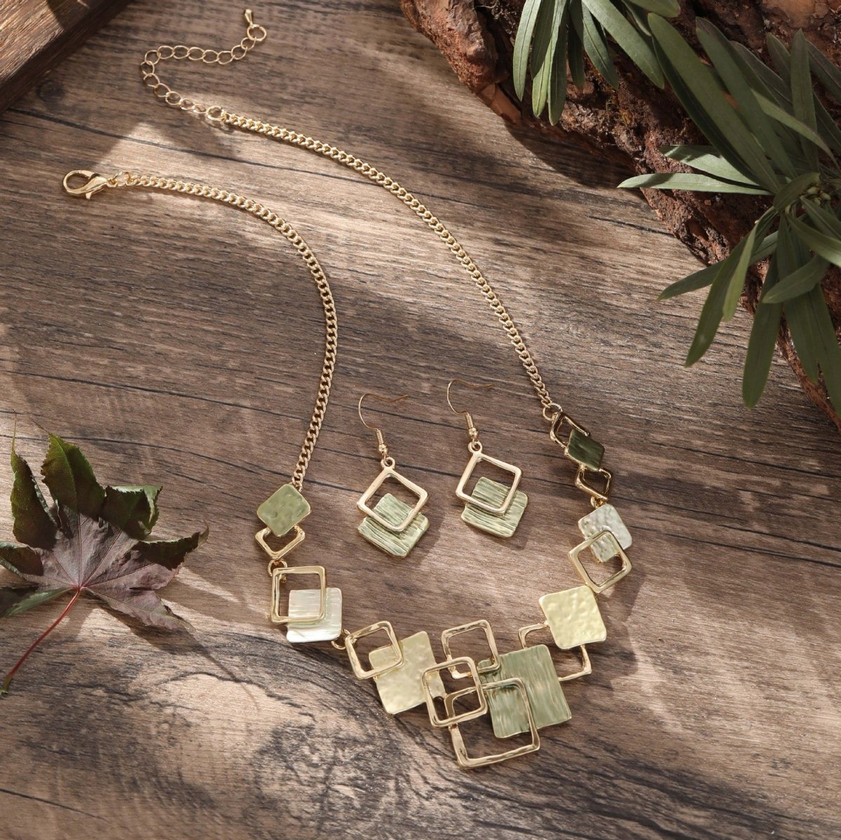 Modernist Geometric Square Earrings Bracelet Necklace Set (MAC318) - Mariam's Collection