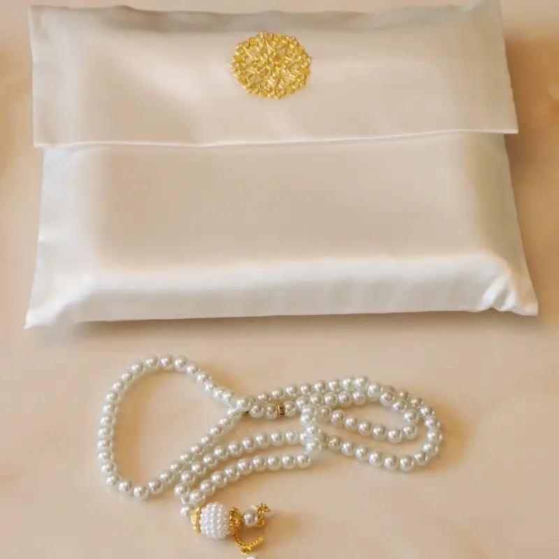 MR048 Luxury Prayer Mat and Tasbeeh Set - Mariam's Collection