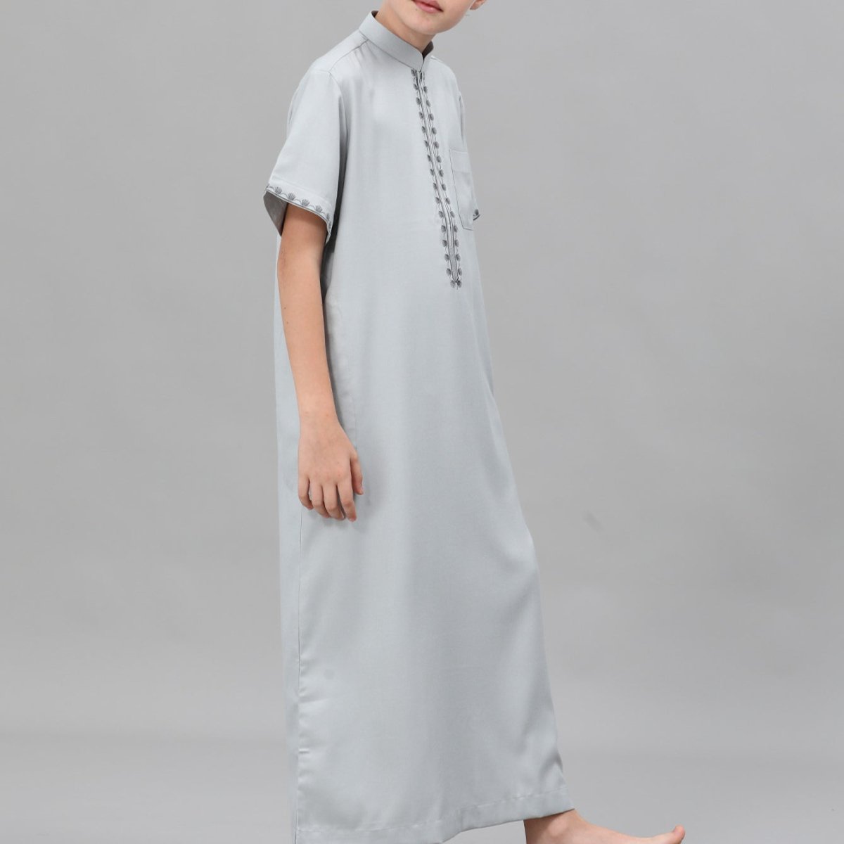 Muslim Boys Embroidered Thobe with Pockets (MKB013) - Mariam's Collection