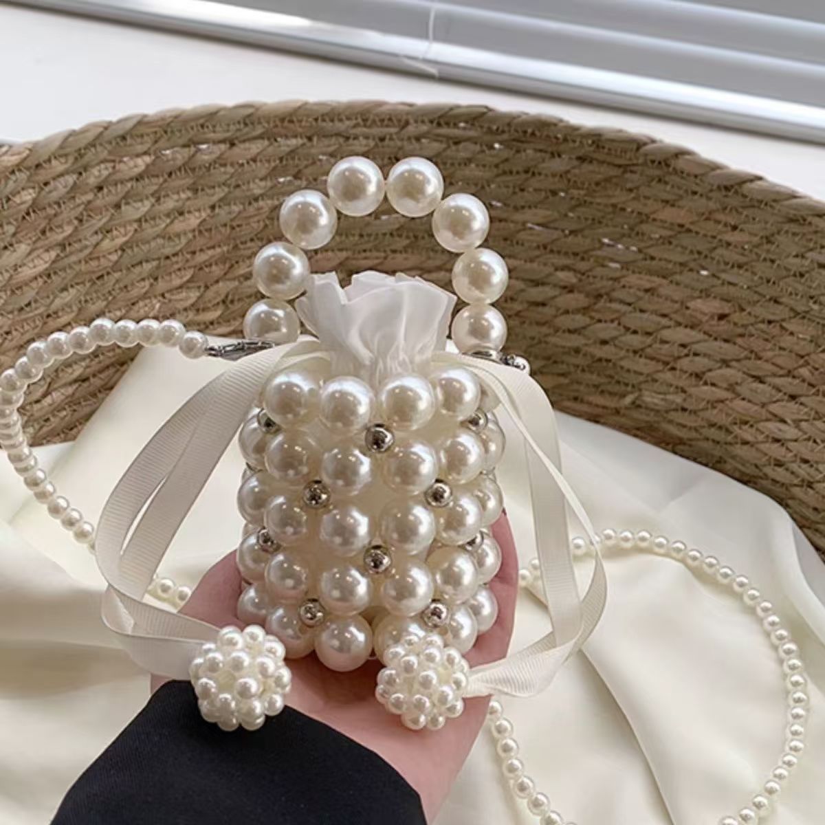 Pearl Bucket Bag | Handmade Beaded Crossbody Bag(MAC364) - Mariam's Collection