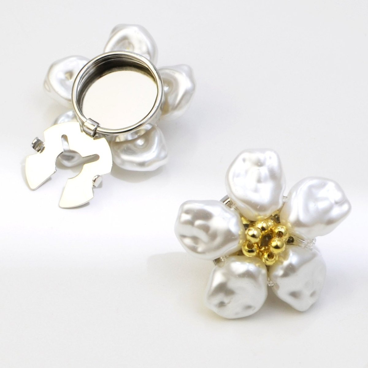 Pearl Flower Button Covers | Decorative Shirt Button Clips(MAC358) - Mariam's Collection