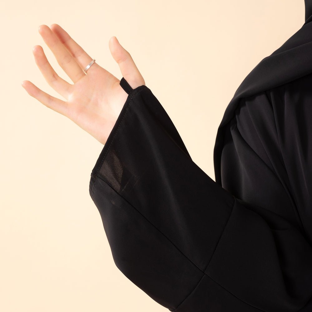 Premium Muslimah Essentials Gift Set | Abaya, Prayer Mat, Tasbih & Tote Bag (MR090) - Mariam's Collection