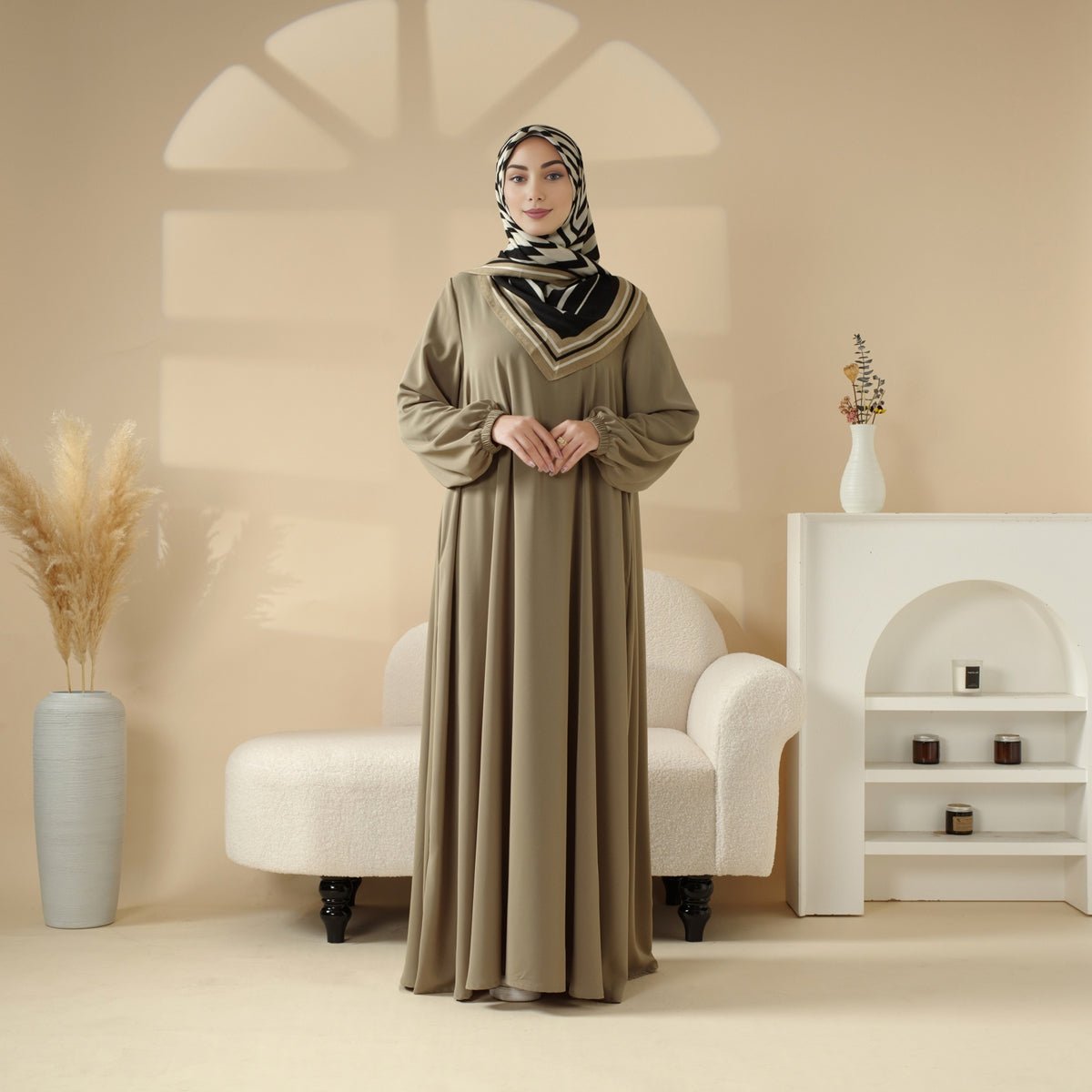 Premium Umbrella Cut Pockets Closed Abaya (MA113) - Mariam's Collection