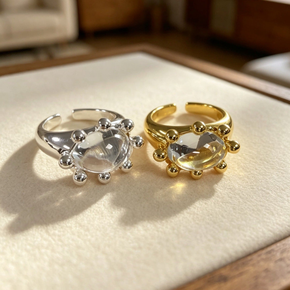 Cool tone finish of the crystal statement ring on hand