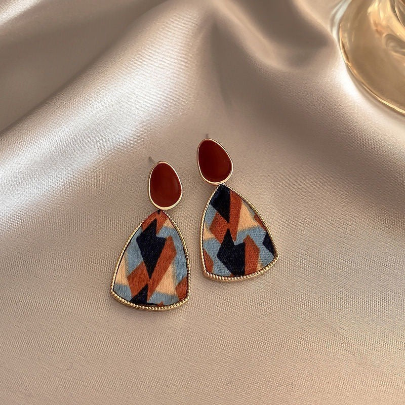 Vintage Wine Red Pearl Stud Earrings（MAC466） - Mariam's Collection